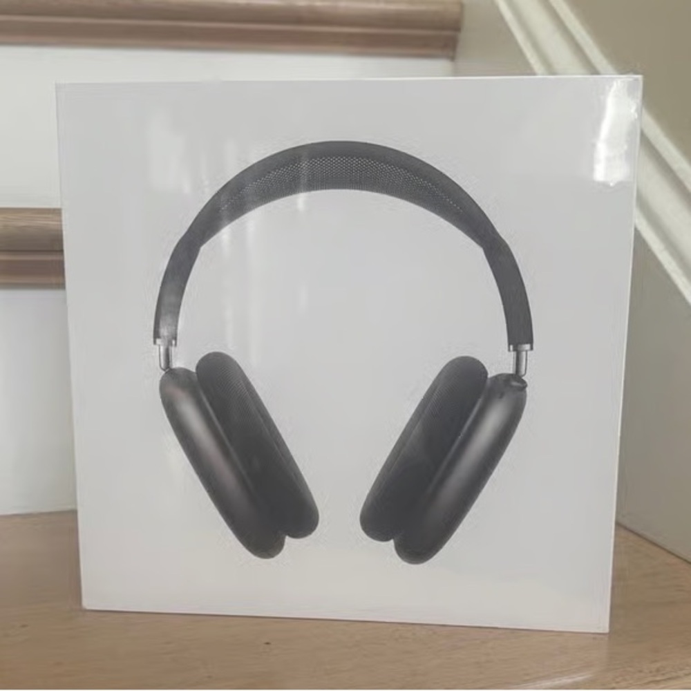 Apple airpod max headphones black  - Brand New